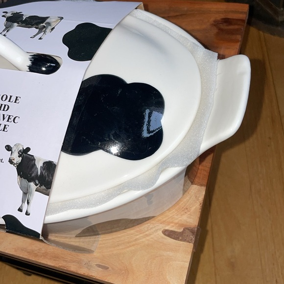 🐄Cow Print Casserole Dish with Lid 🐮
A great gift idea 🎁 - Picture 9 of 16